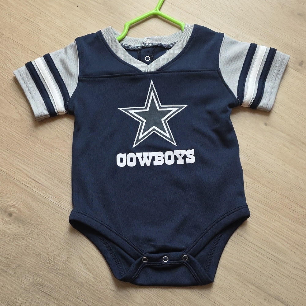 NFL Team Apparel Dallas Cowboys Infant Jersey Size 6/9M EUC